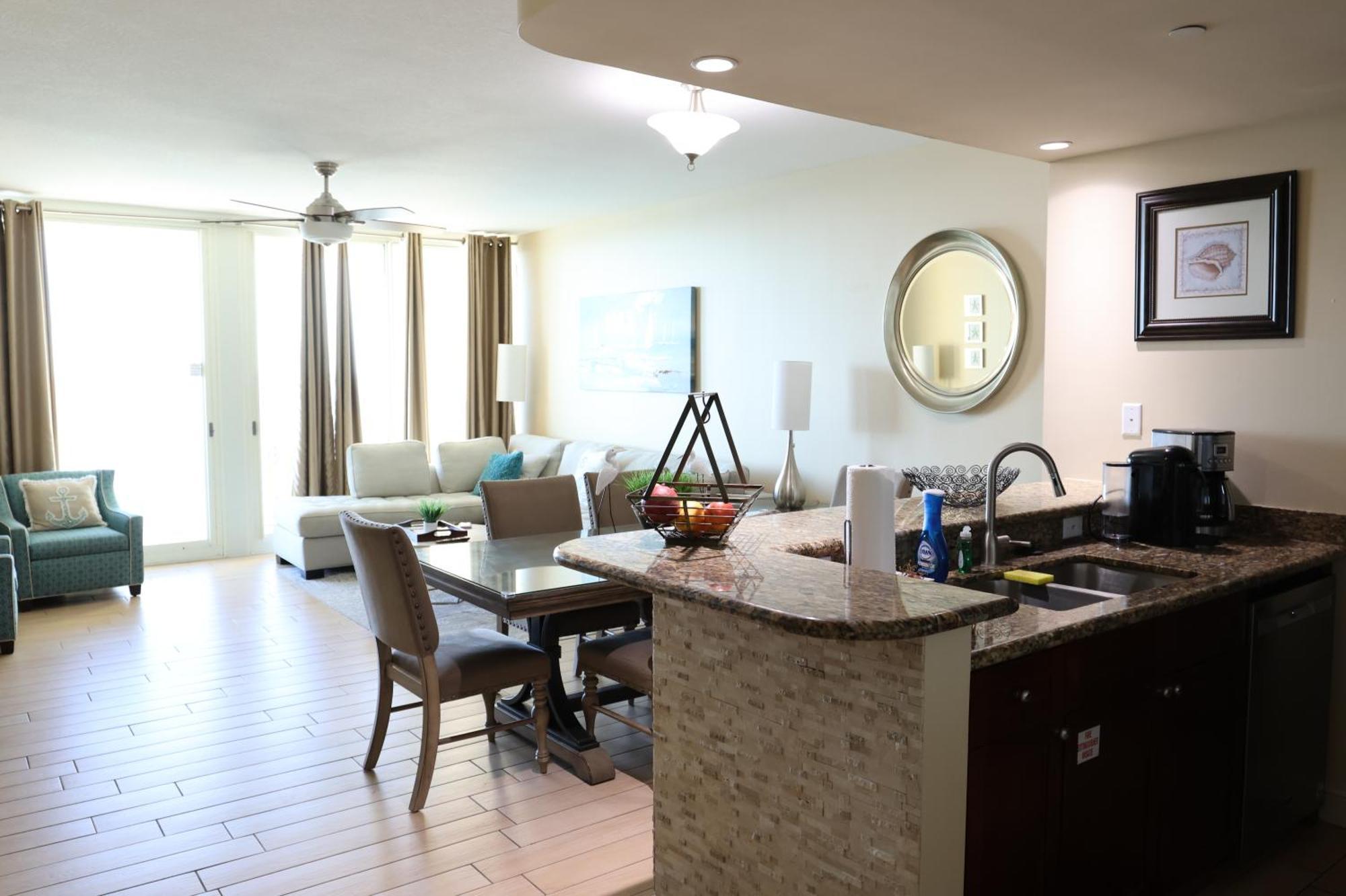 Aqua 1504 Beachfront Condo With Free Beach Chairs 巴拿马城 外观 照片